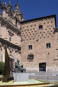 萨拉曼卡西班牙大学旅行雕像观光旅游地标建筑物高清图片