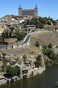 托莱多拉曼查西班牙天际地标城堡旅游观光旅行背景图片