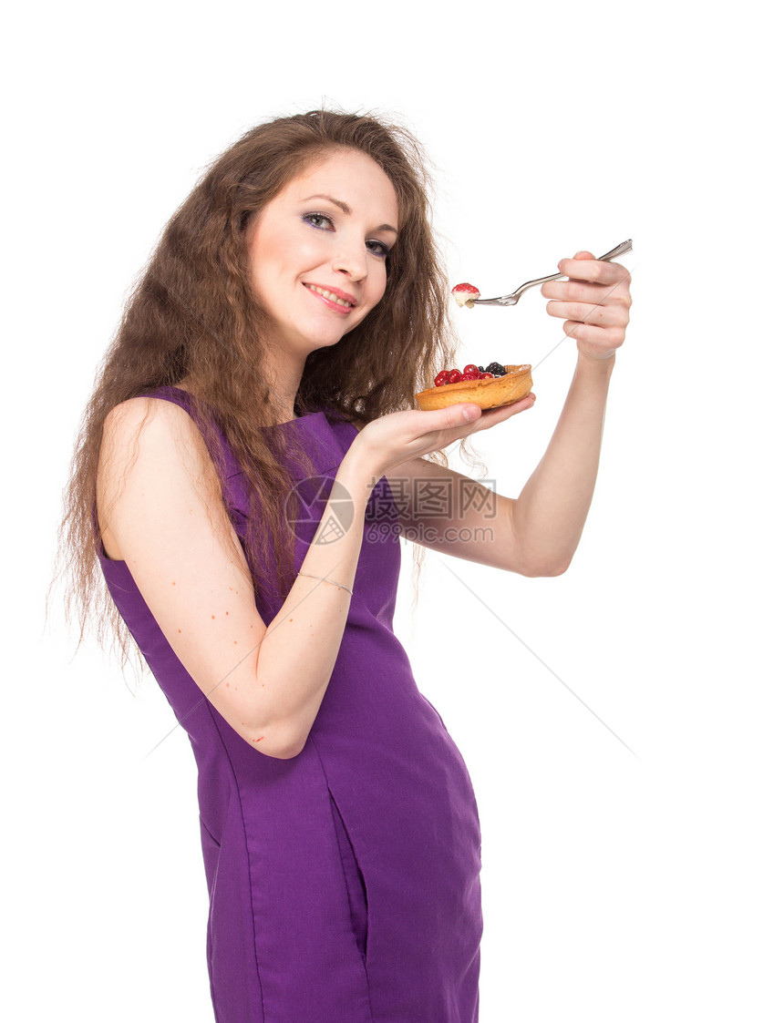 女人享受蛋糕甜点垃圾早餐营养美丽糕点浆果女性情绪水果图片