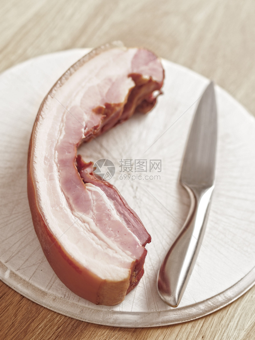 猪肉肚腹部木板食物猪肉图片