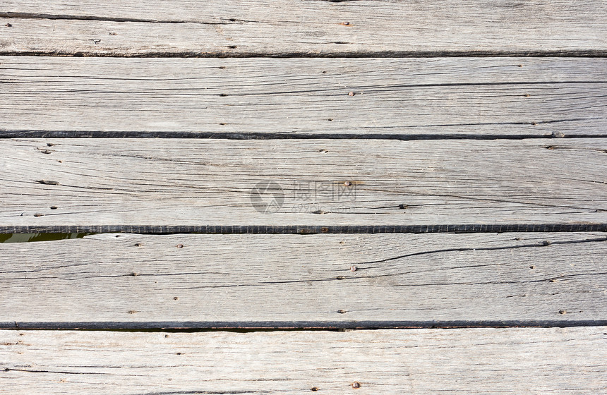 旧木旧码头反射薄雾日光木板地平线情绪时间图片