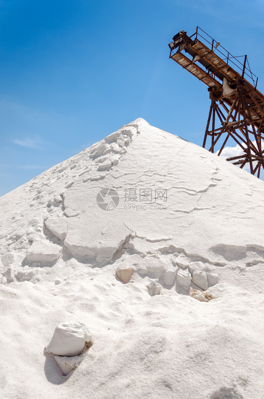 盐山天空工业蓝色矿物食物矿业炼油厂生产爬坡工厂图片