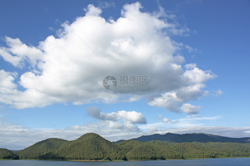 大坝山的天性建筑学摄入量发电机森林水电风景地标活力力量水库图片