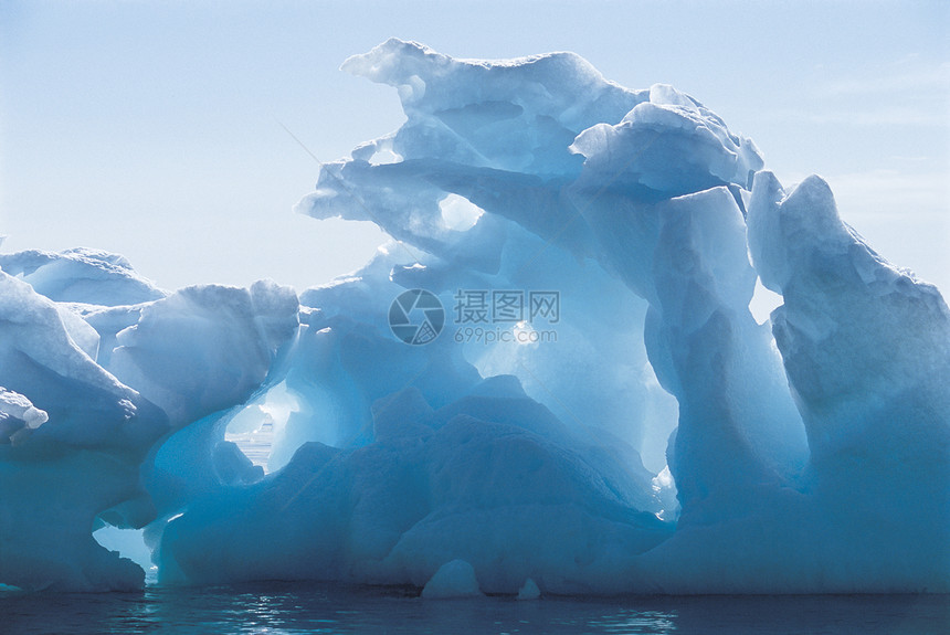 冰山和水全景场景摄影风景海洋寒冷土地自然世界图片