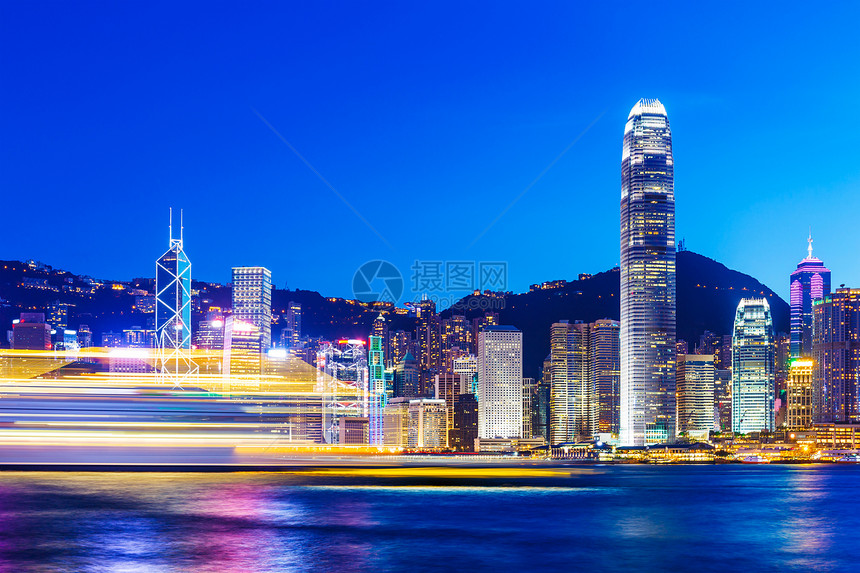 香港晚上的天线企业商业区商业办公楼港口大楼天空摩天大楼城市交通图片
