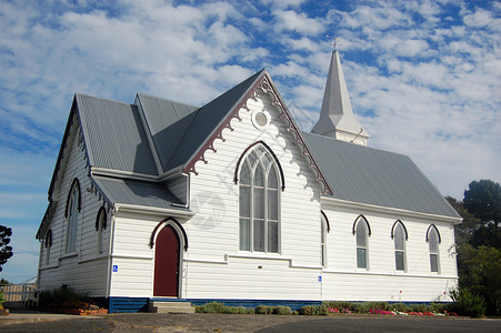 白木材教堂建筑背景图片