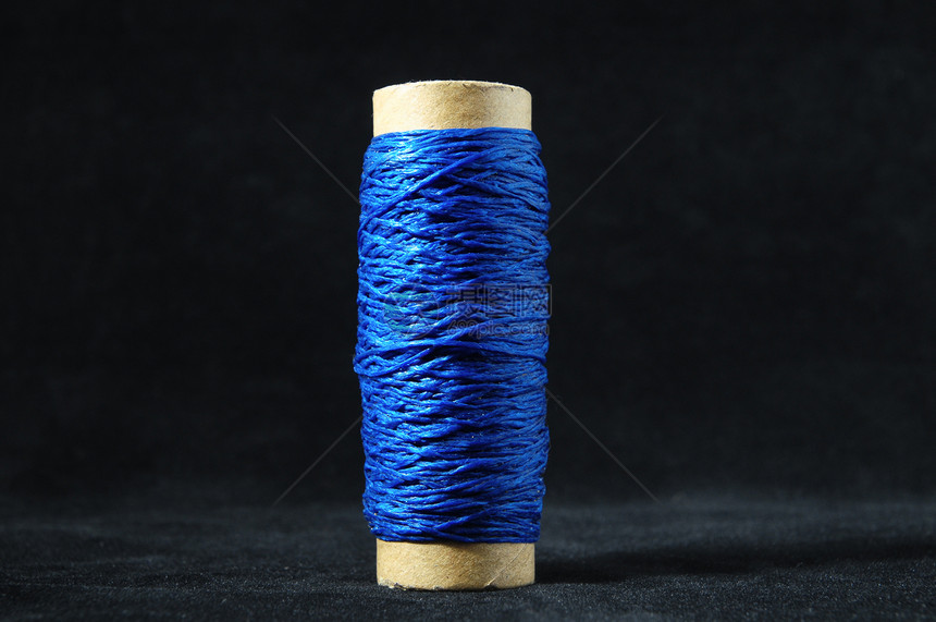 双线卷电缆螺旋材料羊毛细绳绳索金属纺织品管子针织图片