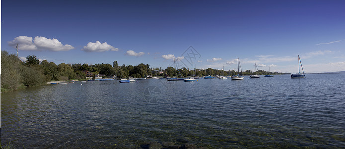 湖湖 海季节风景蓝色海浪公园反射地平线晴天航行环境背景图片