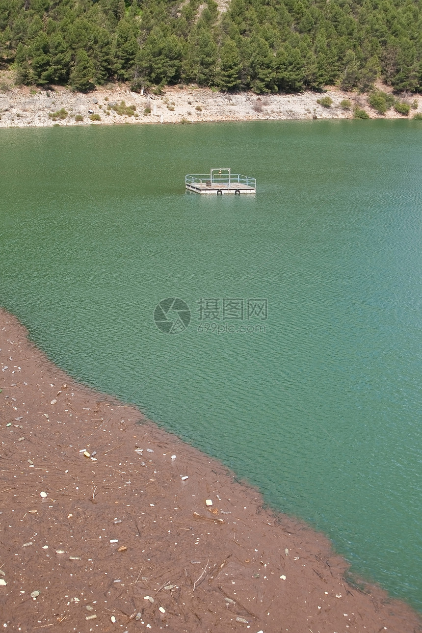 西班牙科尔多瓦省伊兹纳贾尔堤防死水自然保护区建筑物工程建筑学石头液压障碍贮存图片