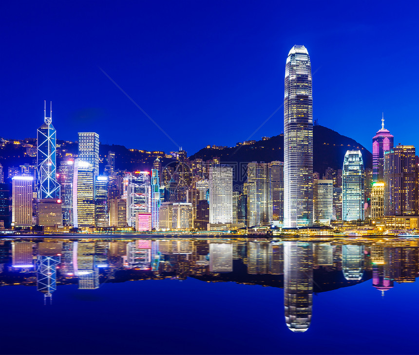 香港晚上的天线办公室地标市中心港口城市景观都市摩天大楼镜子日落图片