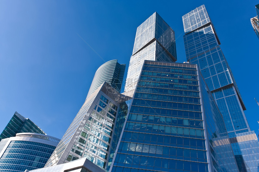 现代系统扩张者场景商业摩天大楼反射市中心景观办公室蓝色技术天空图片