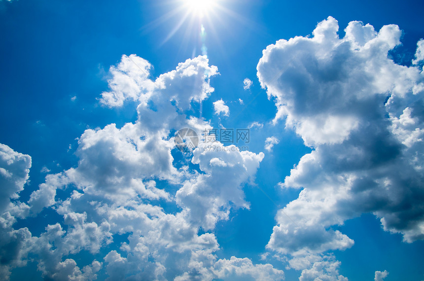 蓝蓝天空积雨季节气候蓝色阳光水分太阳沉淀晴天照片图片