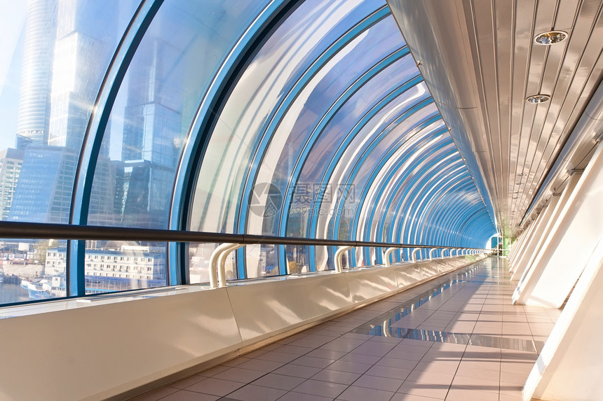 办公室桥梁阳光地面建筑窗户场景城市玻璃走廊商业蓝色图片