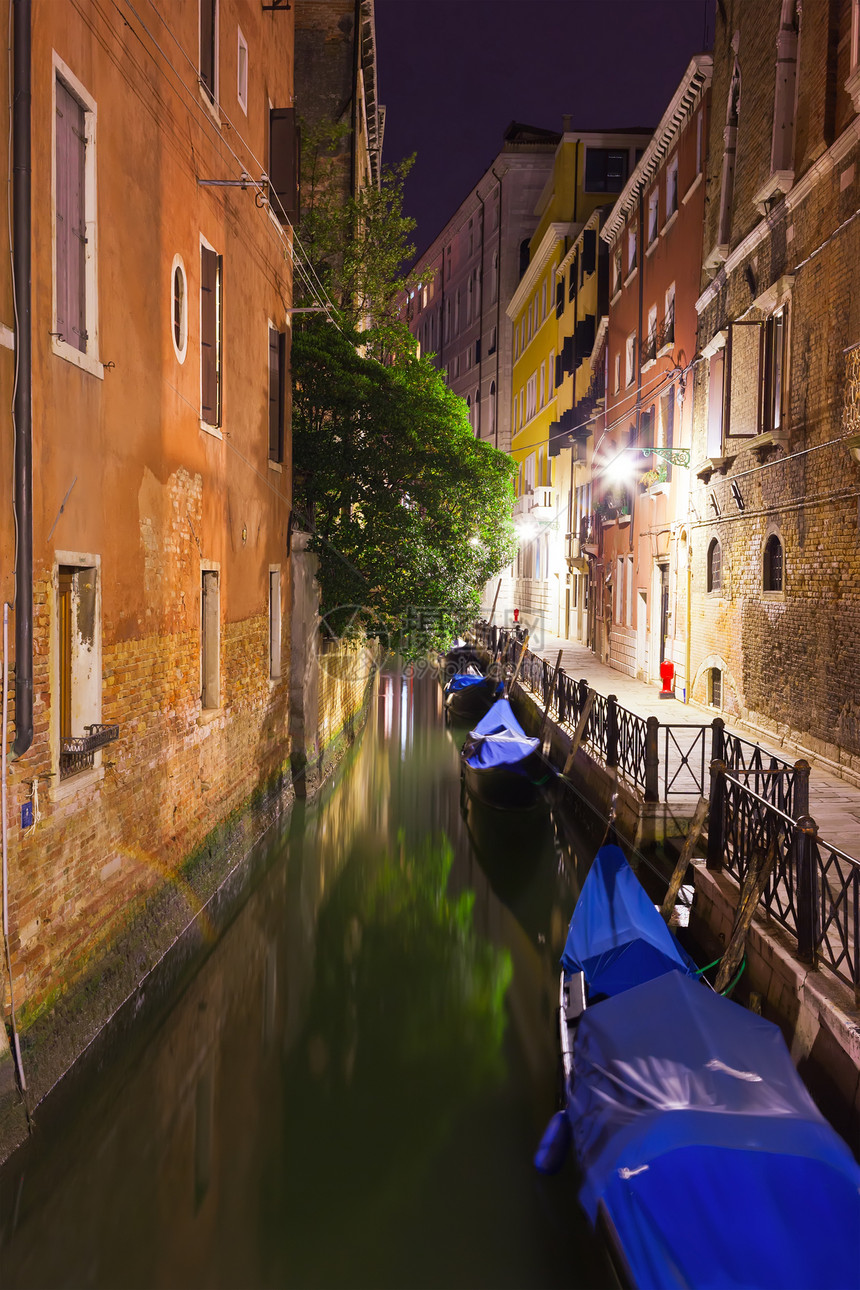 夜里威尼斯吸引力城市缆车旅行场景运河景观街道建筑天空图片