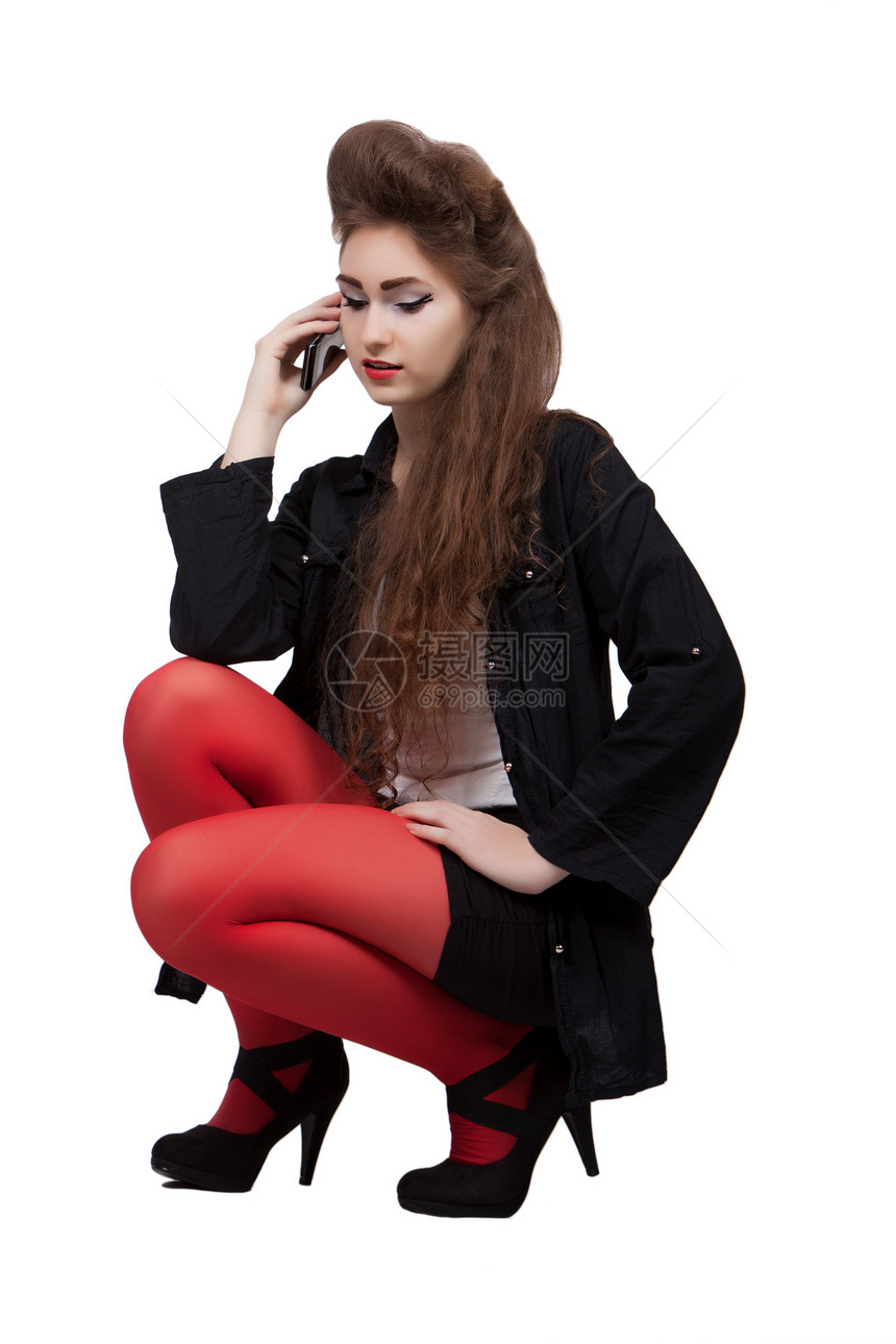 穿黑衣和红衣的少女女士冒充红色乐趣微笑女孩白色黑发工作室女性图片