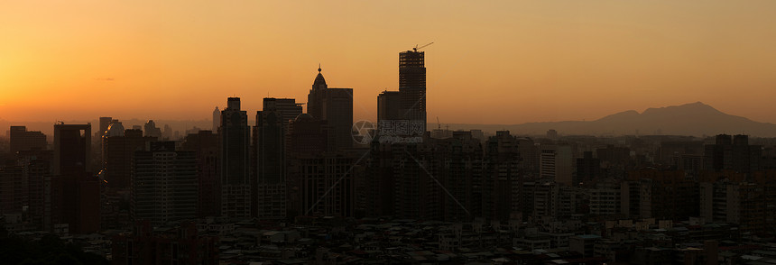 日落城市风景全景首都房子橙子地标天空天际建筑住宅摩天大楼图片
