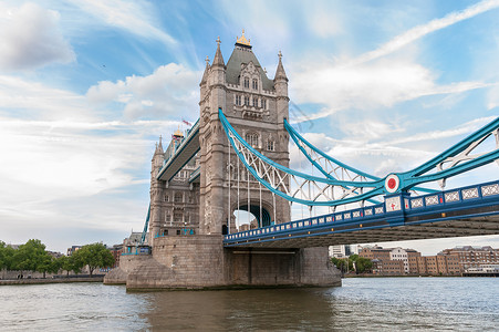 伦敦塔桥景观蓝色历史运输游客天空建筑英语首都吸引力背景图片