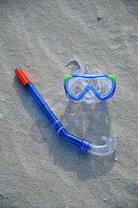 游泳工具水池运动海滩蓝色脚蹼白色塑料衣服潜水追求背景图片