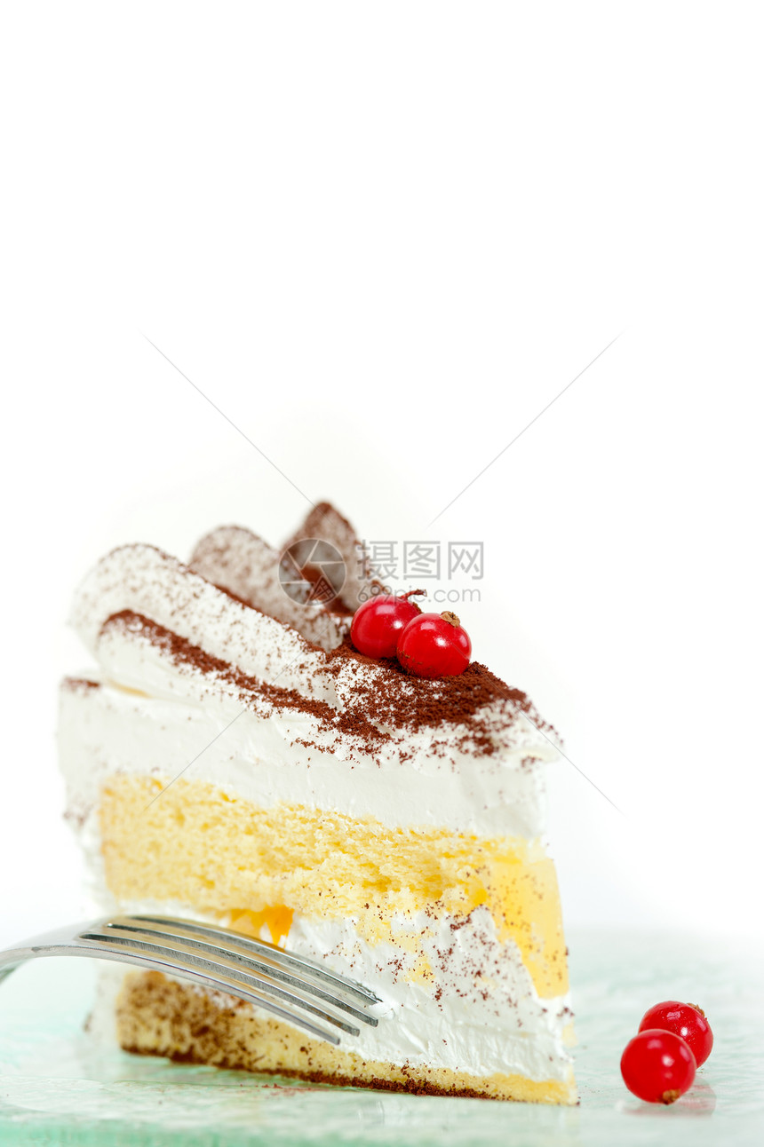 奶油和牛排甜点蛋糕切片浆果面包醋栗水果蛋糕可可小吃鞭打漩涡生日图片