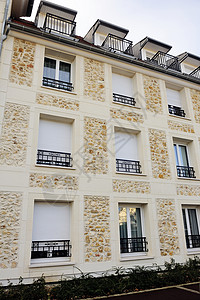 新大楼公寓石头住宅街道玻璃水泥天空窗户阳台市中心背景图片