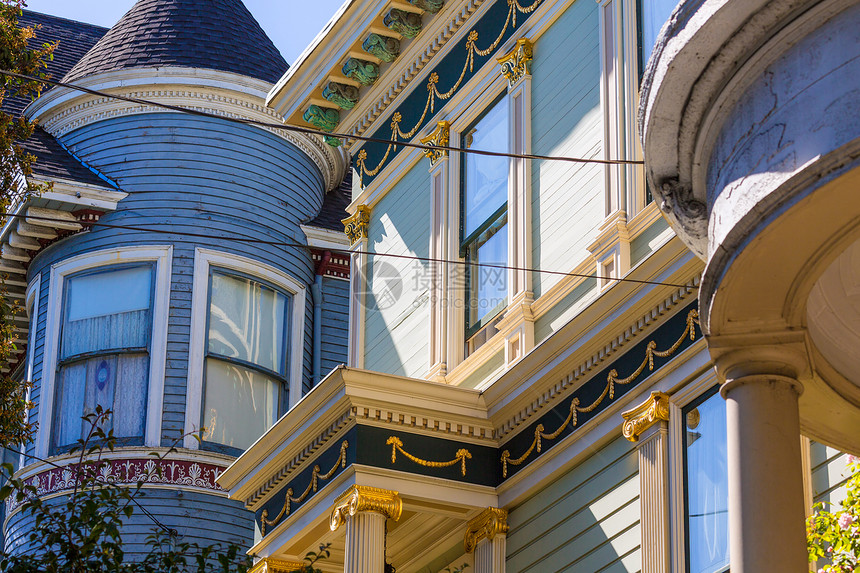 加利福尼亚州阿拉莫广场附近旧金山的维多利亚式住房中心市中心建筑物风格景观天际建筑学旅行古董城市图片