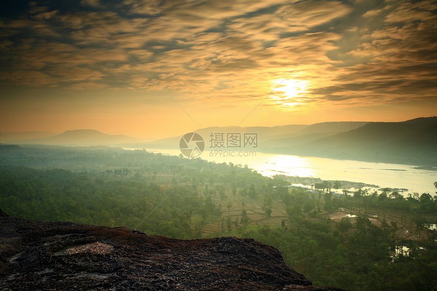 日出石头天空国家岩石太阳历史艺术公园绿色蓝色图片