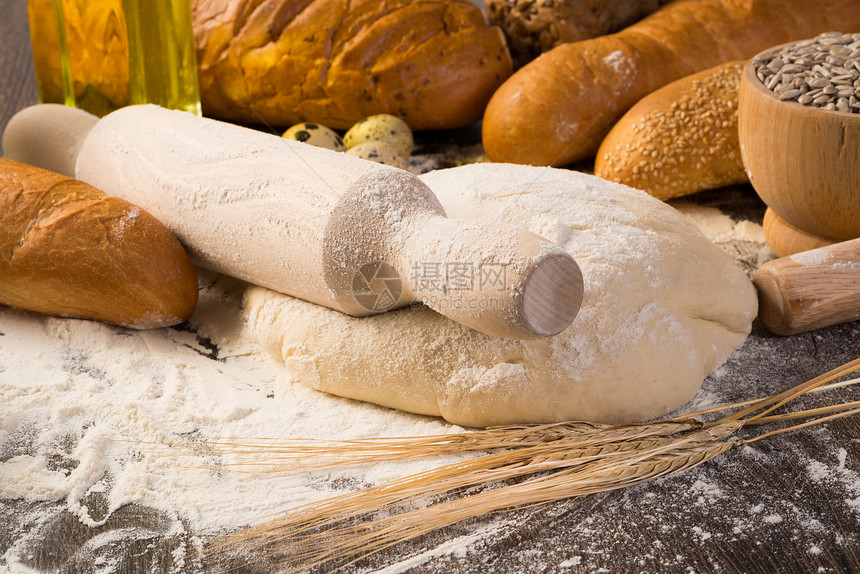 面粉 鸡蛋 白面包 小麦耳朵食物脆皮厨房木头面包咖啡店酒吧粮食饼干乡村图片