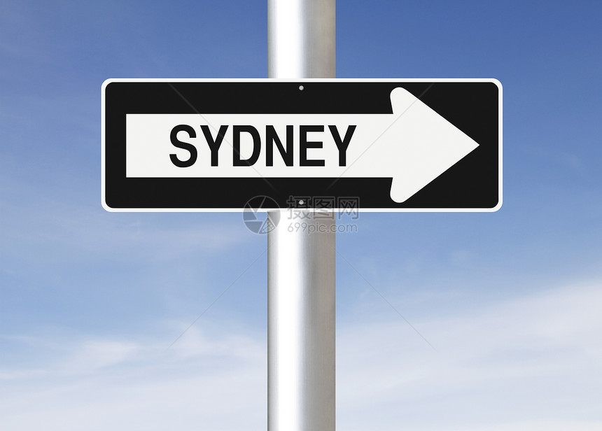 通往悉尼的这条路蓝色路标单程首都城市指示牌天空图片
