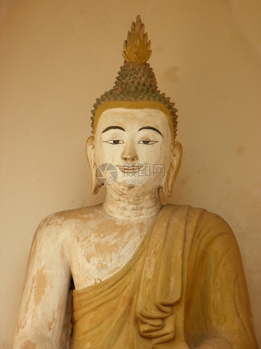 与西里延大佛的交汇宗教旅游文化艺术智慧旅行雕像佛像佛教徒祷告图片