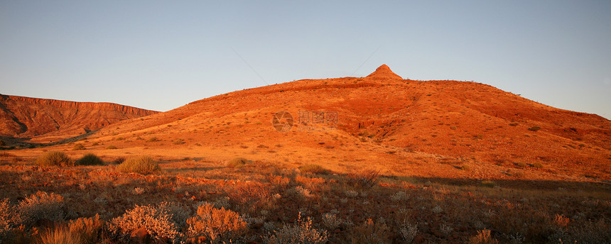 纳米比亚的荒野天空土地地平线沙丘生态环境晴天纳米布孤独风景图片