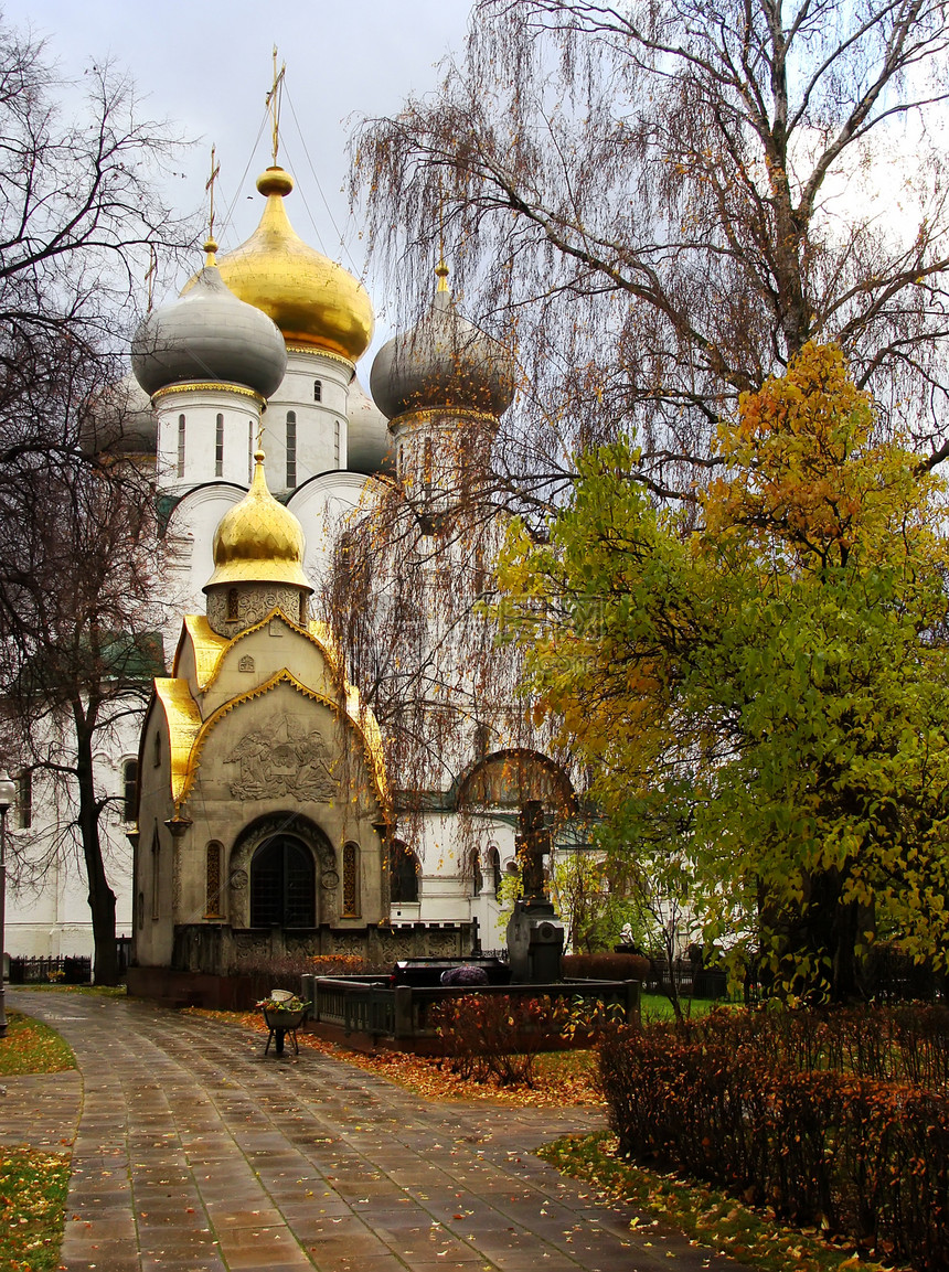 Novodevichy修道院 俄罗斯莫斯科大教堂新圣女观光少女博物馆景观纪念碑回廊教会纪念馆图片