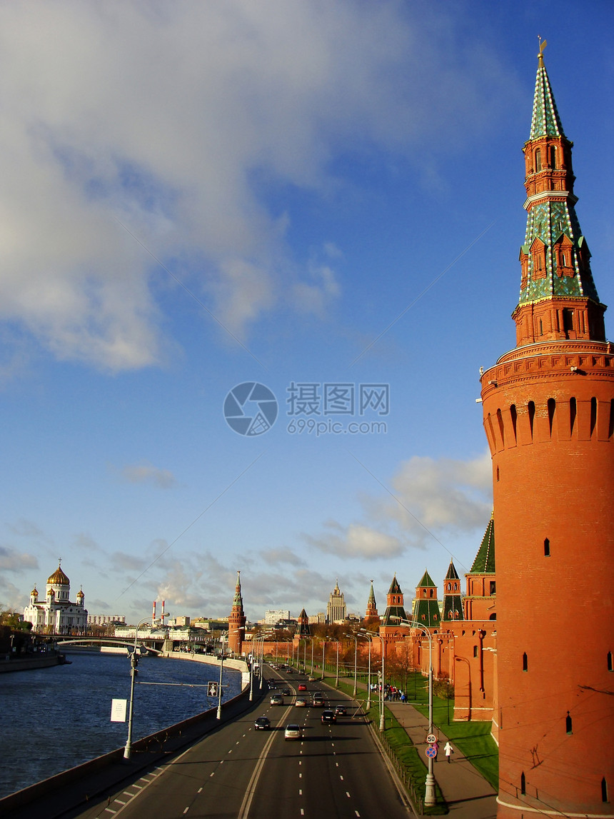 俄罗斯莫斯科克里姆林宫观光地标宗教游客天空建筑学纪念馆景观风景蓝色图片
