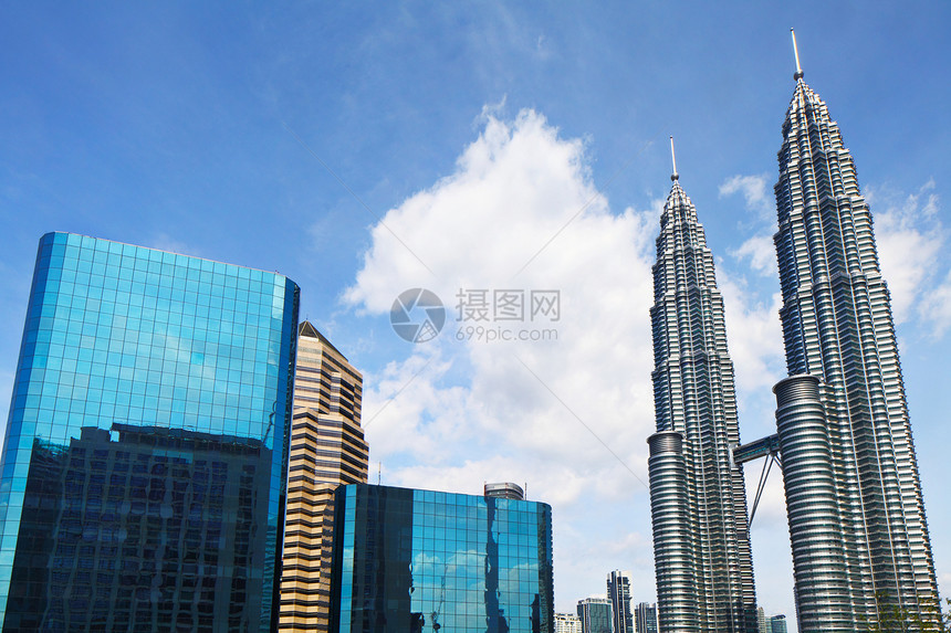 吉隆坡天线蓝色双胞胎建筑公司商业摩天大楼建筑学城市旅行地标图片