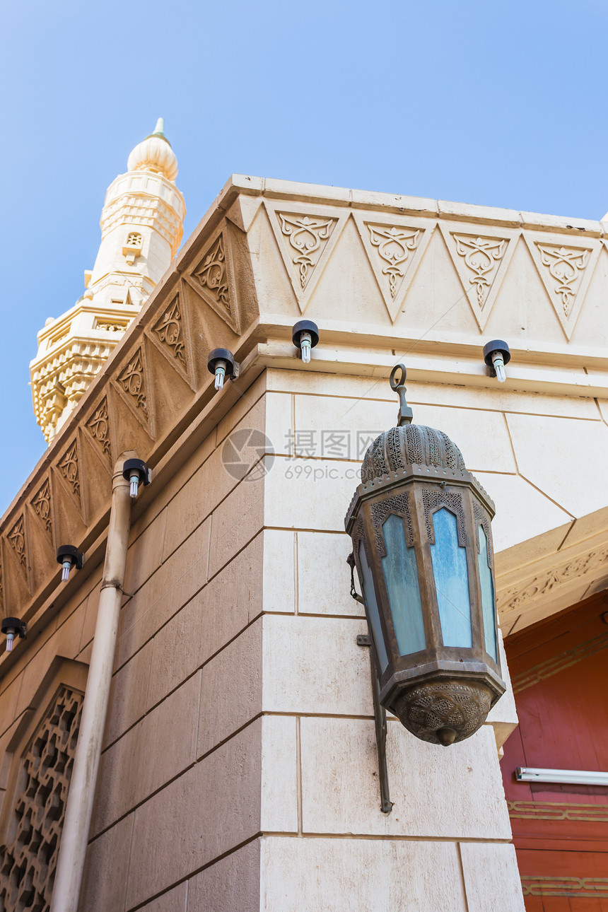 迪拜市的阿拉伯街道灯笼艺术灯泡文化金属建筑学玻璃街道路灯图片