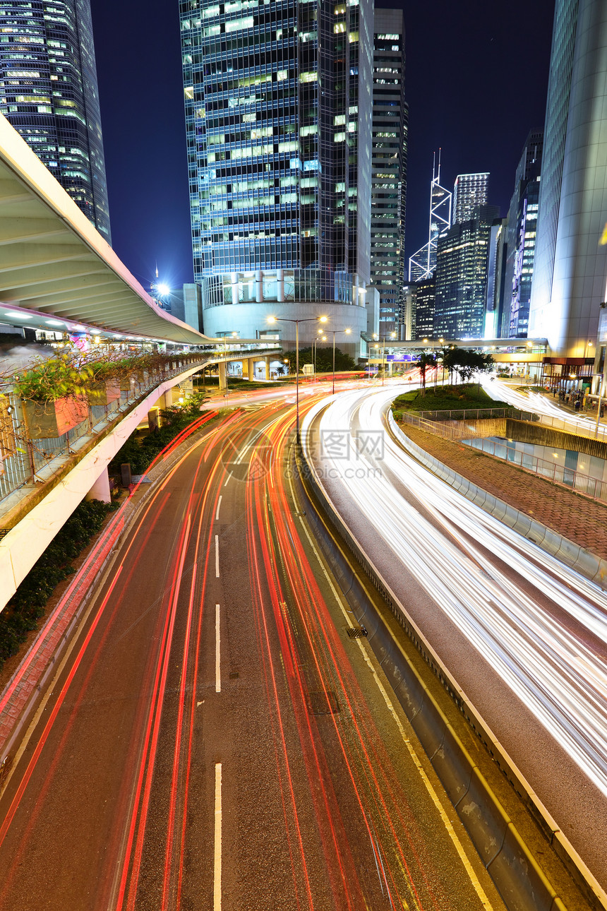 香港的交通市中心蓝色街道城市建筑天际公共汽车速度景观摩天大楼图片