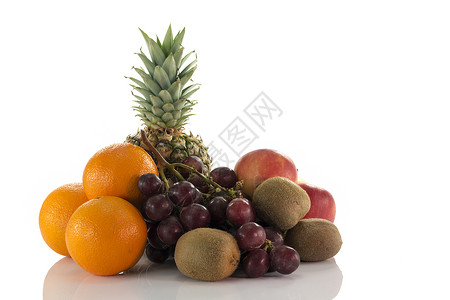 果实如橘子菠萝葡萄和汁绿色红色奇异果紫色橙子食物菠萝团体浆果美食背景图片