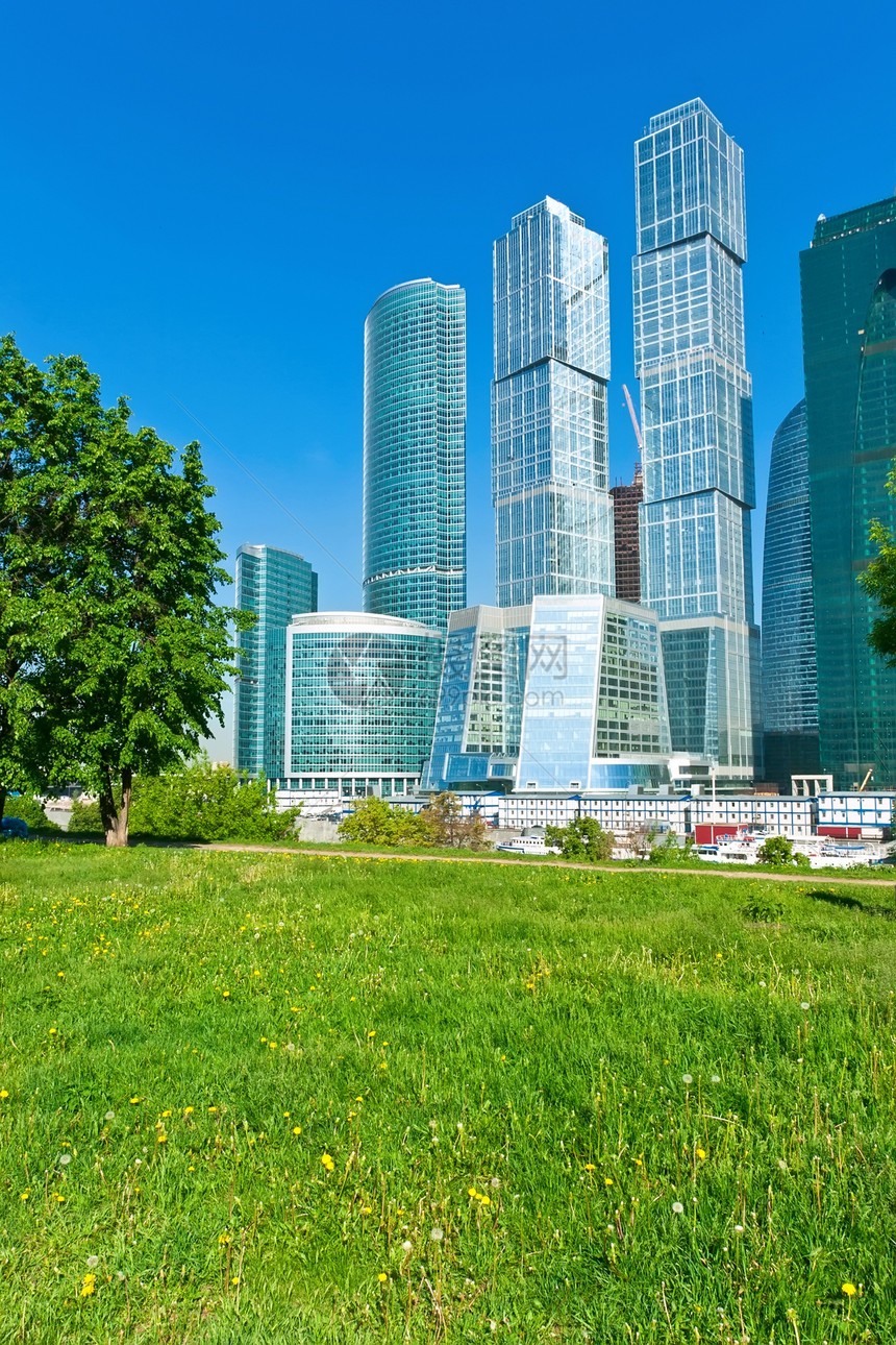 现代系统扩张者建筑太阳反射玻璃景观摩天大楼技术蓝色市中心房子图片