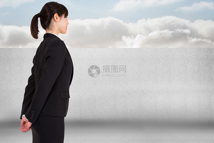 商业妇女地位综合形象的一幅图象多云计算机阳光职业绘图数字公司女性晴天天空图片