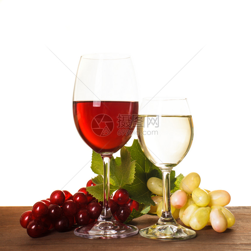在玻璃中喝葡萄酒藤蔓酒吧酒杯红色庆典瓶子酒厂饮料液体白色图片