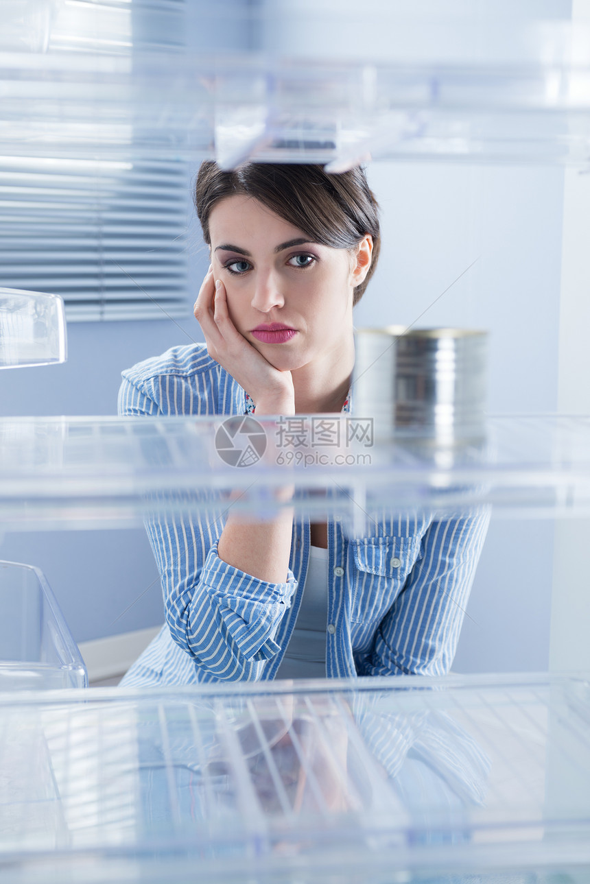 空冰箱饥饿设备悲伤魅力架子女性电子家用电器厨房寂寞图片