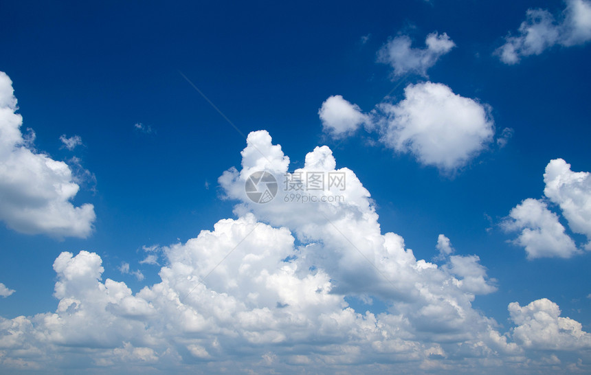 蓝蓝天空蓝色季节水分气候阴霾天蓝色阳光积雨晴天气氛图片