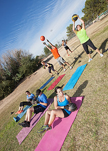 篮球训练营展板多种运动营健身训练班背景