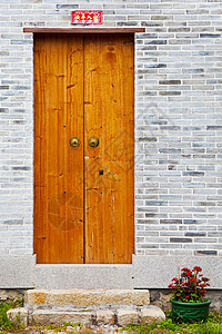 古典中国木制门棕色入口保护木头楼梯地面安全背景图片