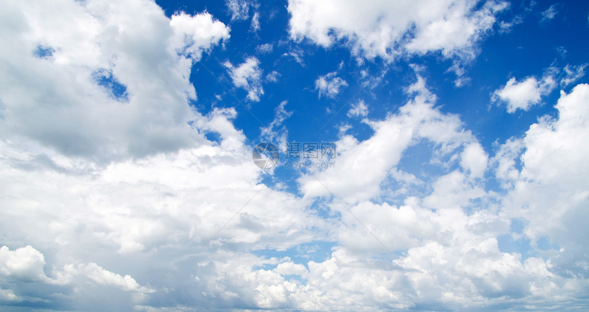 蓝蓝天空水分气氛阳光空气气候阴霾天气季节天蓝色蓝色图片