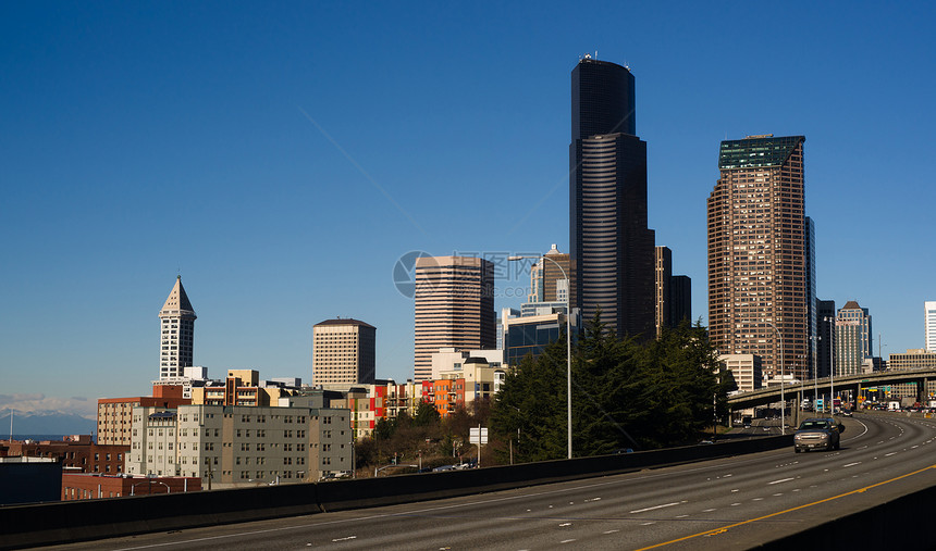 5号州际公路穿越下城西雅图天线地标天空场景建筑陆地外观城市全景假期办公楼图片