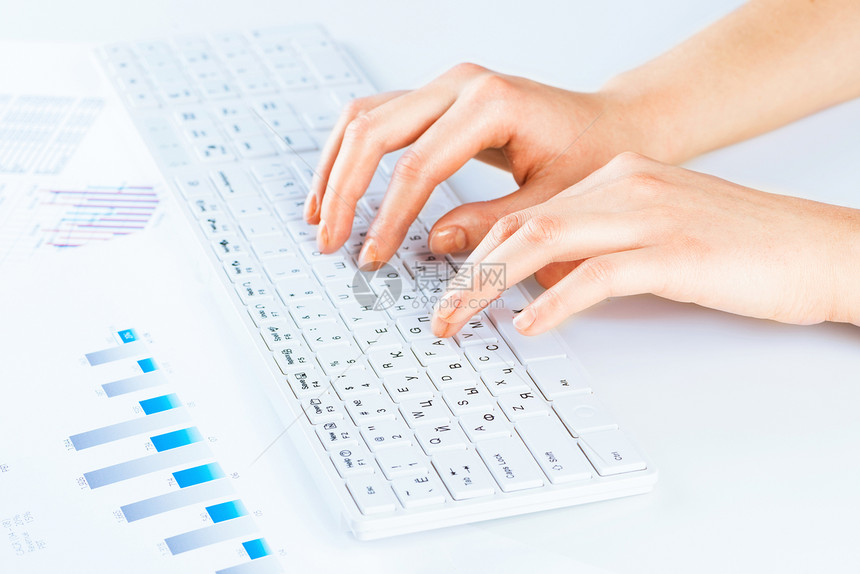 妇女指纹工人桌面女士女性键盘职业电脑技术硬件笔记本图片