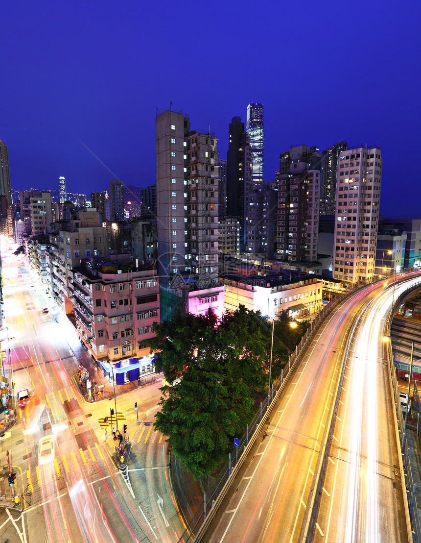 夜里香港市风景景观房子市中心财产街道踪迹天际民众建筑学天空图片