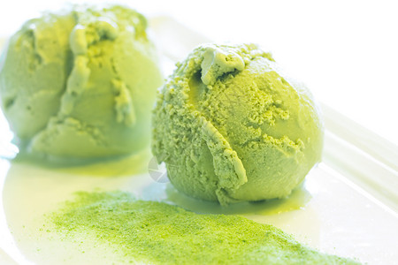 家里制造了绿色茶叶冰淇淋背景图片