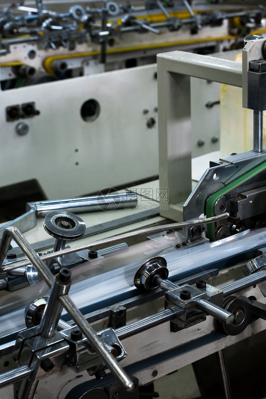 现代印刷厂工作工业打印机部门报纸作坊控制板商业塑料打印图片