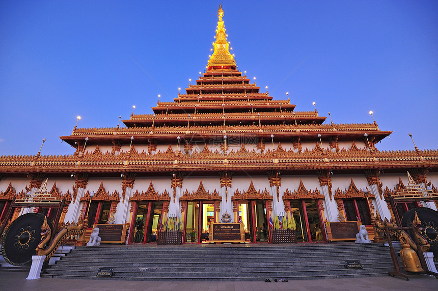 泰国寺金塔佛教徒佛塔遗产旅游艺术宝塔旅行建筑学精神金子图片